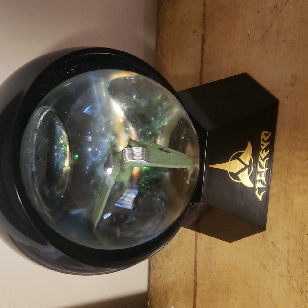 STAR WAR Movie character globe!